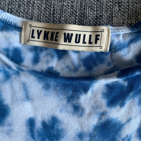 Lykke Wullf Top Size XS but fits like a Small - Picture 2 of 3